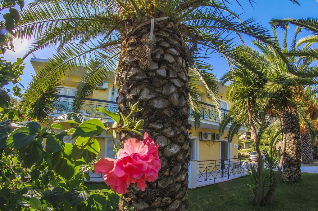 Olive Grove Apts Lithakia  الغرفة الصورة