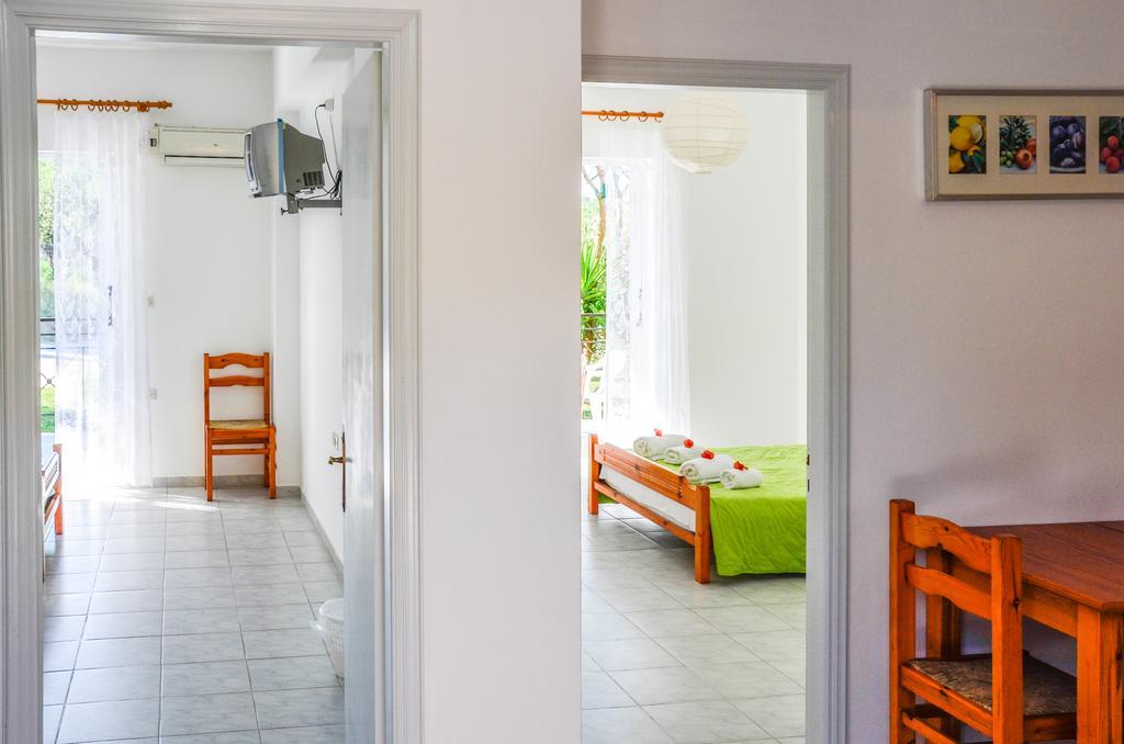 Olive Grove Apts Lithakia  المظهر الخارجي الصورة