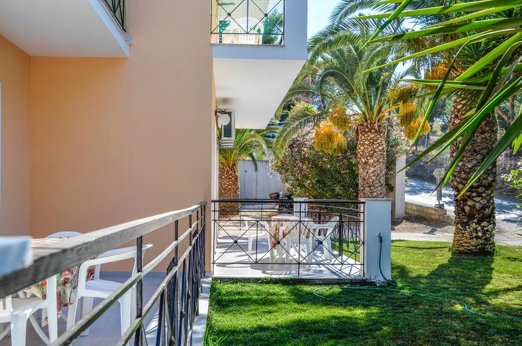 Olive Grove Apts Lithakia  المظهر الخارجي الصورة