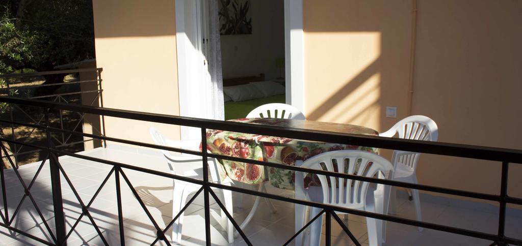 Olive Grove Apts Lithakia  المظهر الخارجي الصورة